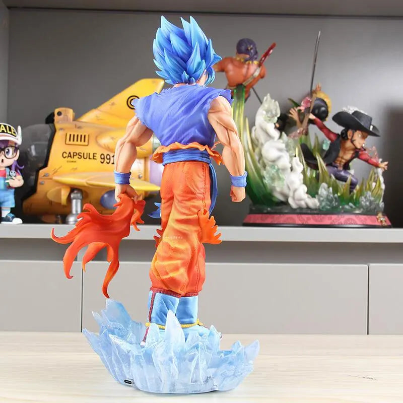 Super Saiyan Blue Son Goku Figure