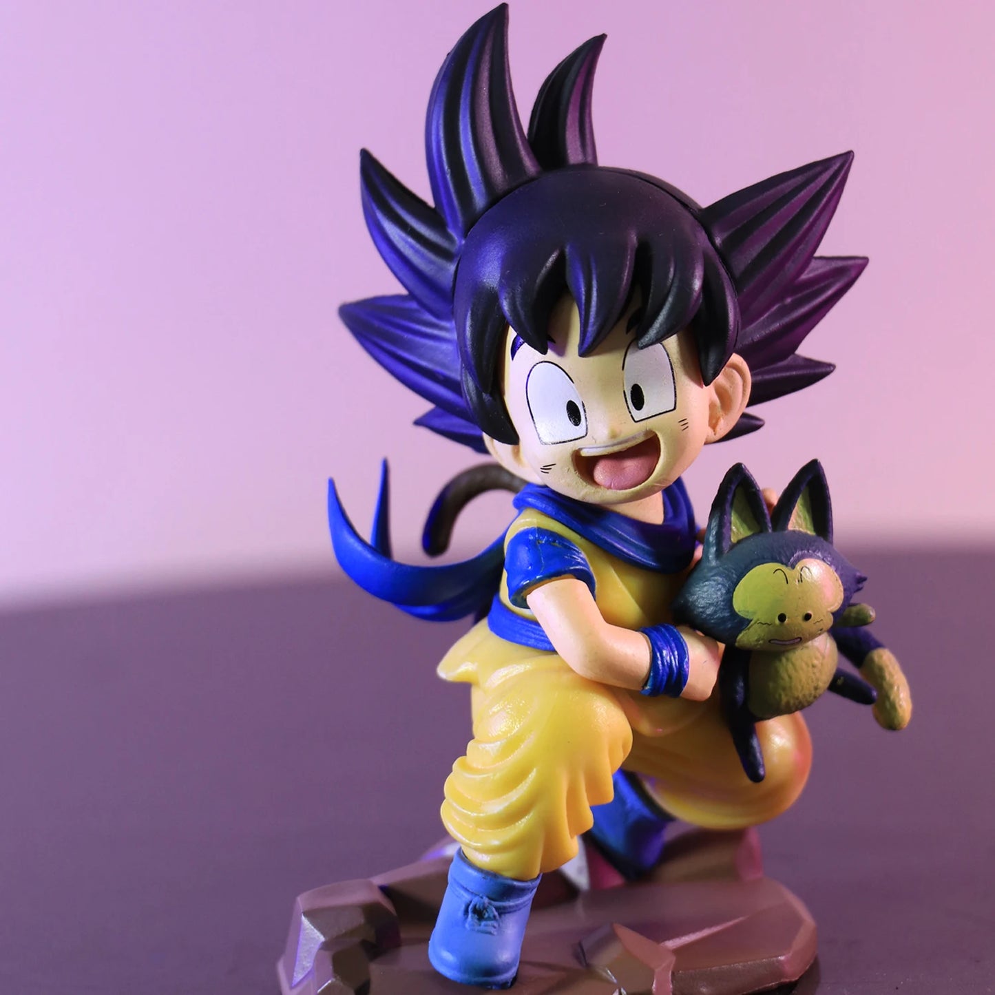 Kid Goku Holding Poole Figurine