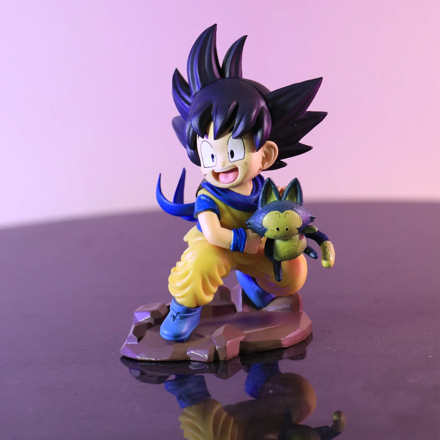 Kid Goku Holding Poole Figurine