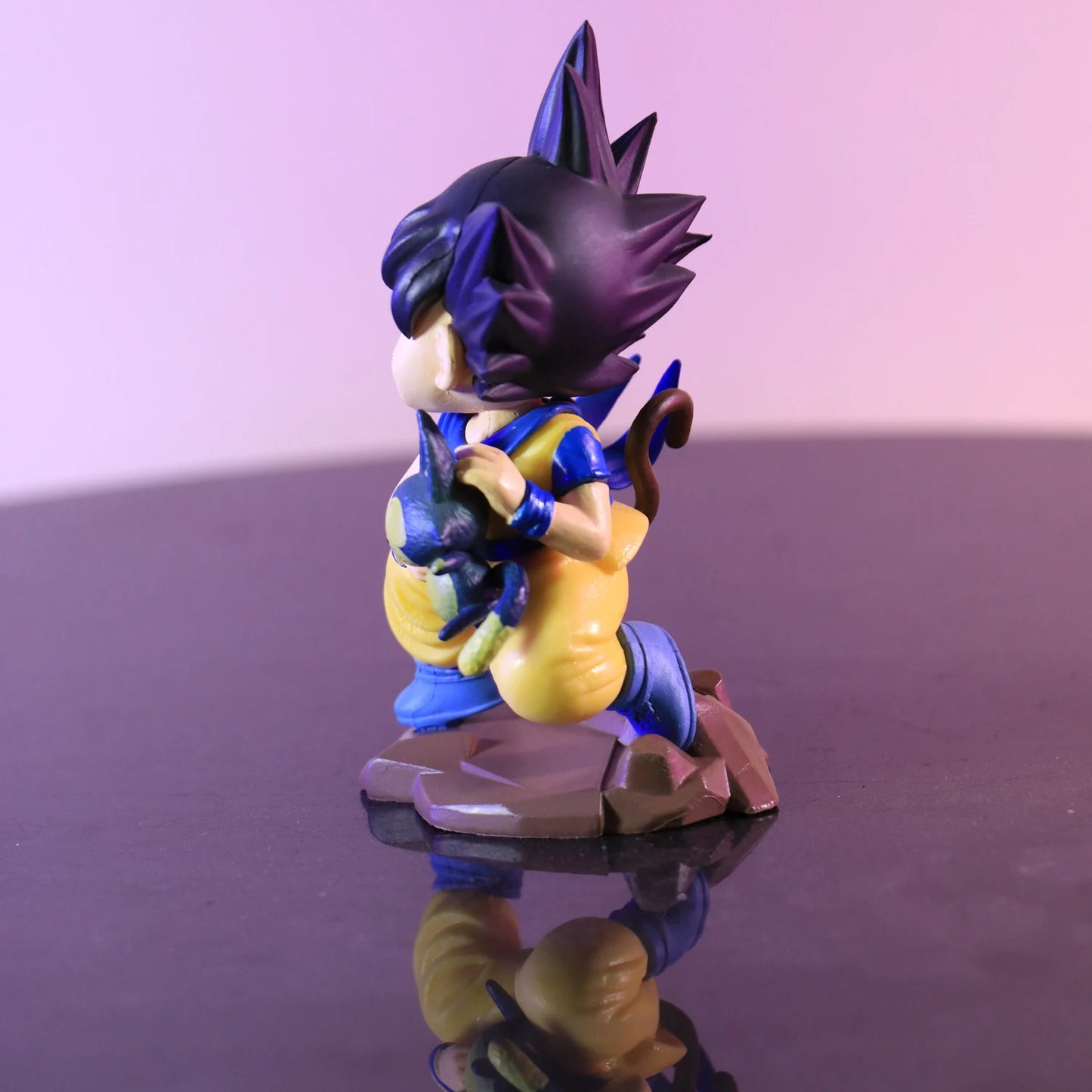Kid Goku Holding Poole Figurine