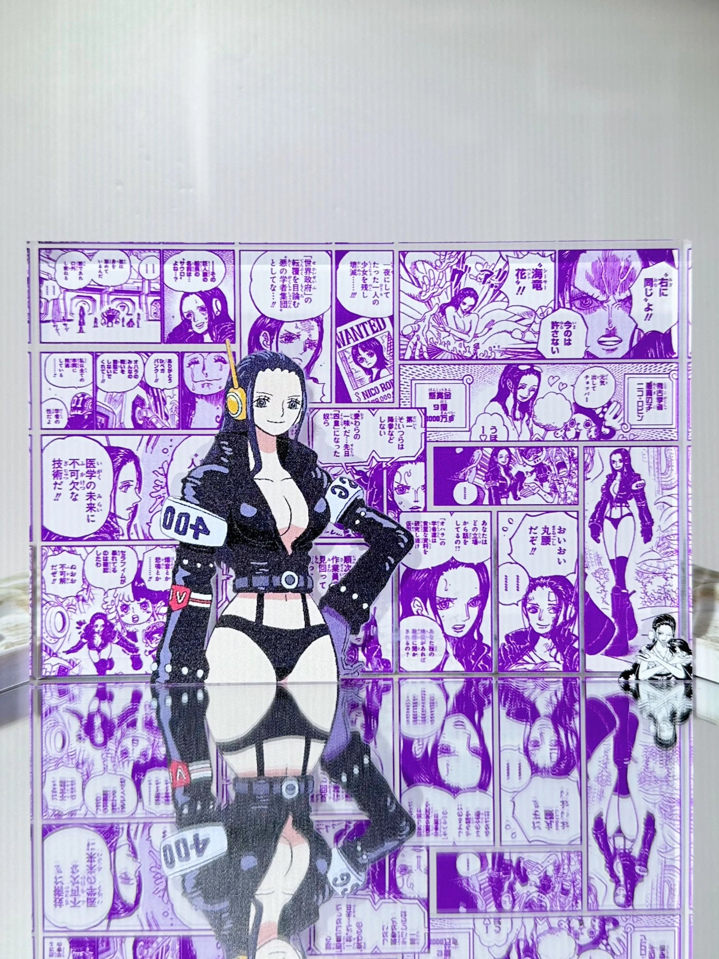 ONE PIECE Acrylic Stands